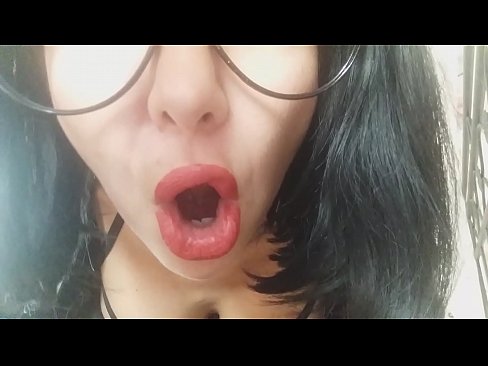 ❤️ Kochanie, twoja macocha nie pozwoli ci dzisiaj iść do szkoły... Za bardzo cię potrzebuję... ❤ Sex video at us pl.91sexy.top ﹏