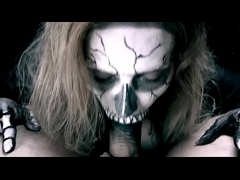❤️ Demoniczna dziewczyna ssąca kutasa swoimi czarnymi ustami i połykająca spermę. ❤ Sex video at us pl.91sexy.top ﹏